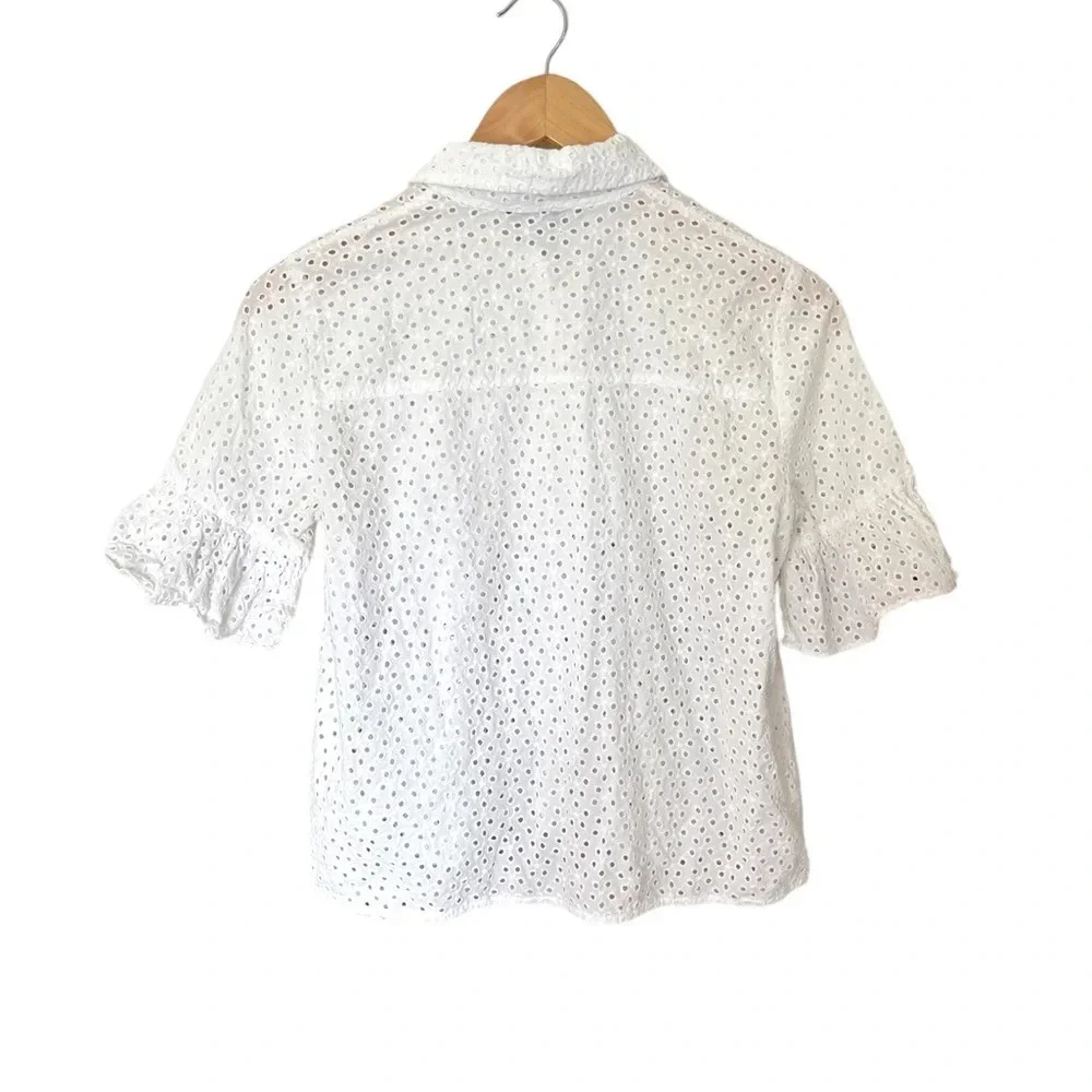 White eyelet bell sleeve shirt size small - Picture 6 of 6